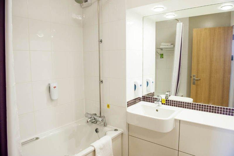 Premier Inn Welwyn Garden City Eksteriør billede